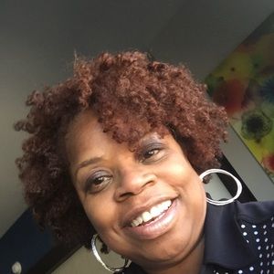 Meet your Posher, Sylvia